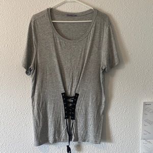 a1999-C2-Femme by Tresics, Size 1x Woman Top-Crewneck Short Sleeve, Gray